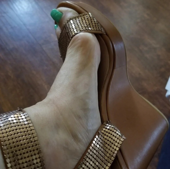 Stuart Weitzman  Leather and allumesh sandals 9.5 NWD - Picture 5 of 8